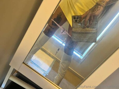 ratchetbrat beautiful model photos