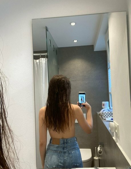 leyla spring star erotic photos