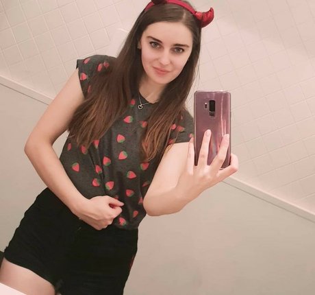 thick teen onlyfans sexy nude pic