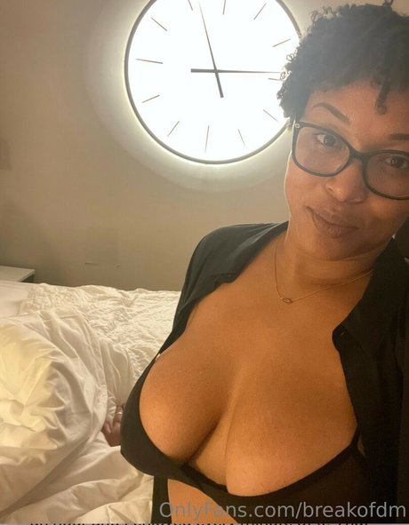 deep onlyfans exclusive photo