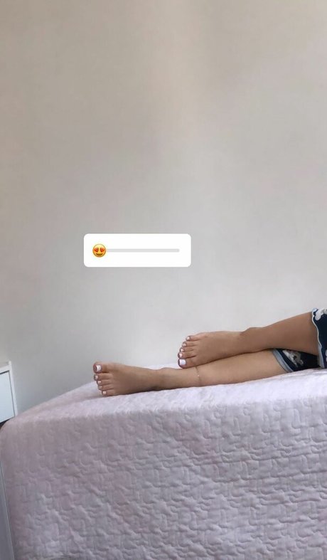 sweet pinnk1 model naked images