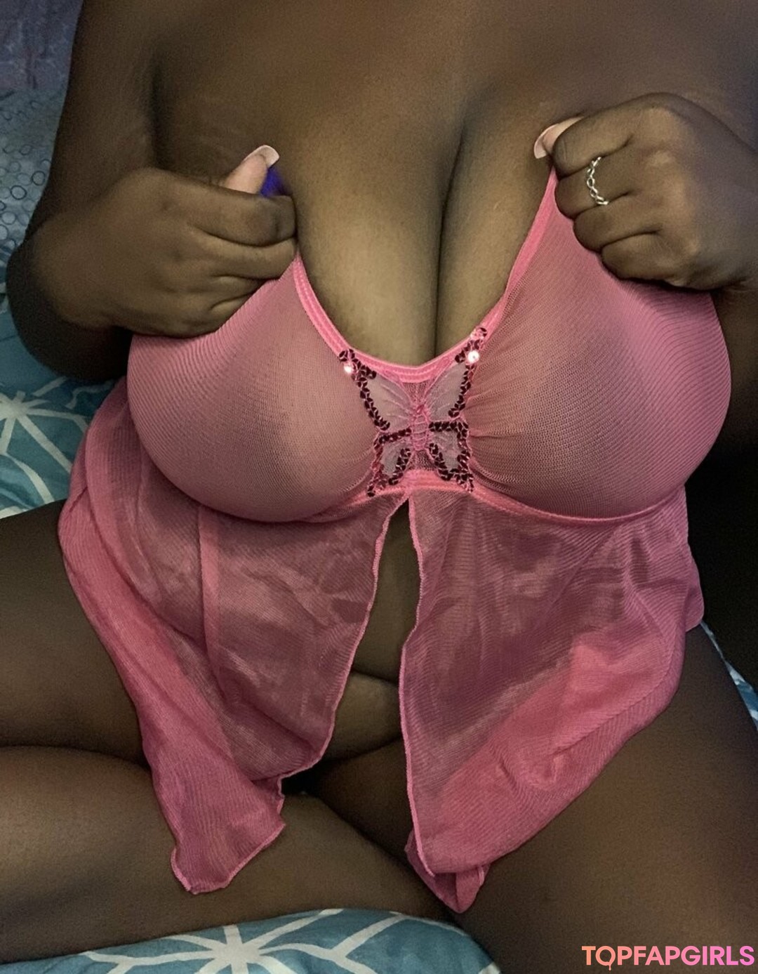 pregnant threesome onlyfans porn galleries