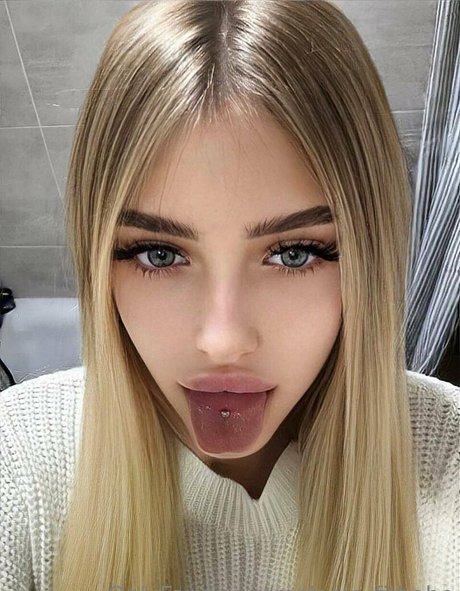 melanie fitbabe best actress pic