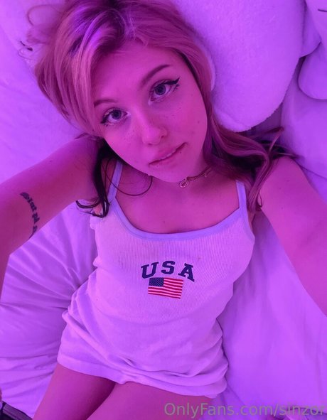 sinzor pornographic actress pics