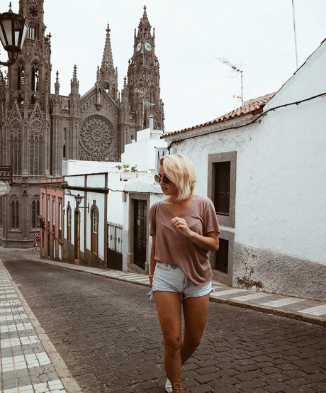 Catha23 pornstar high quality img