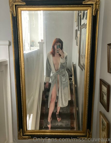 missnouveaux naked model archive