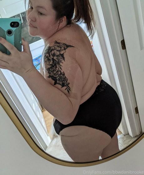 bbwdbrooke model naked galleries