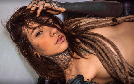 DarkLeaves pornstar beautiful pictures