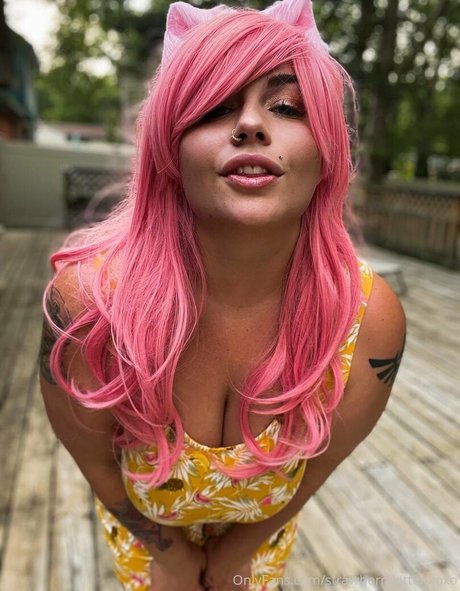 stepsiblings star perfect photos