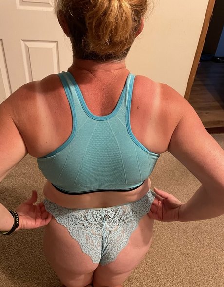 khariscurves model gallery