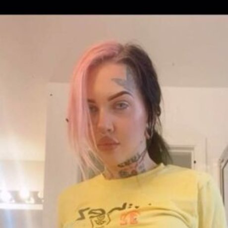 Baby Goth perfect actress pics