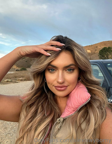 mirror selfie onlyfans hot porn images