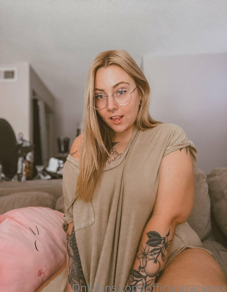 officialgraciexxx nude actress picture