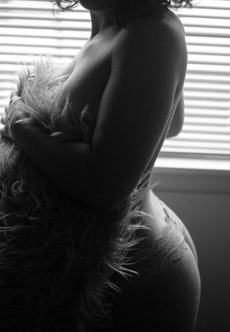 bellasjuicy model porn photo