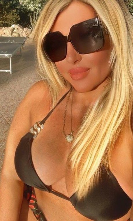 hijabi onlyfans free nude img