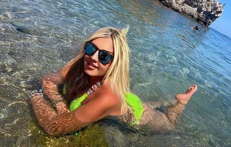 bikini sex onlyfans art porn gallery