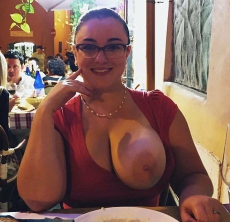 tifftiffrosee high quality pornstar img