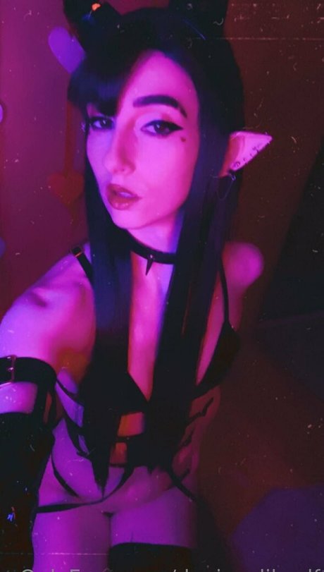 deviouslilwolf pornstar sexy pics