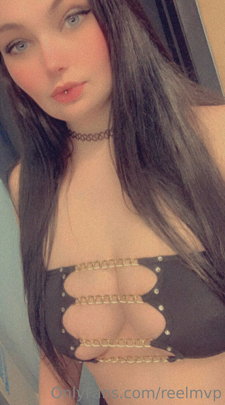 reelmvp high quality pornstar photos