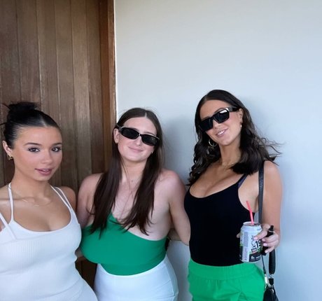 Josie L pornstar exclusive img