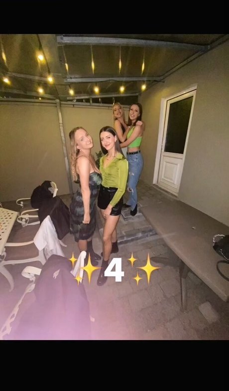 Katie O high quality model gallery