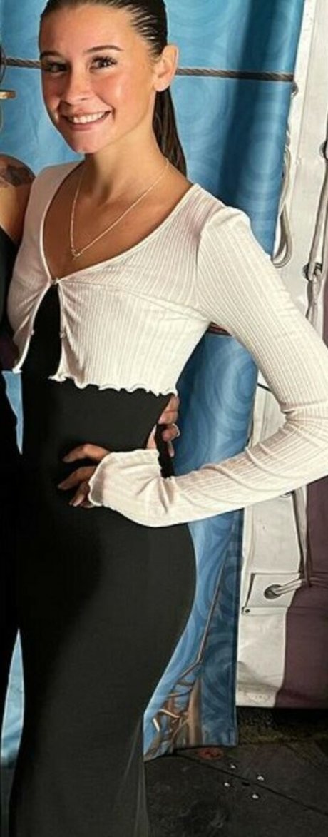 Bitty 01 pretty actress picture