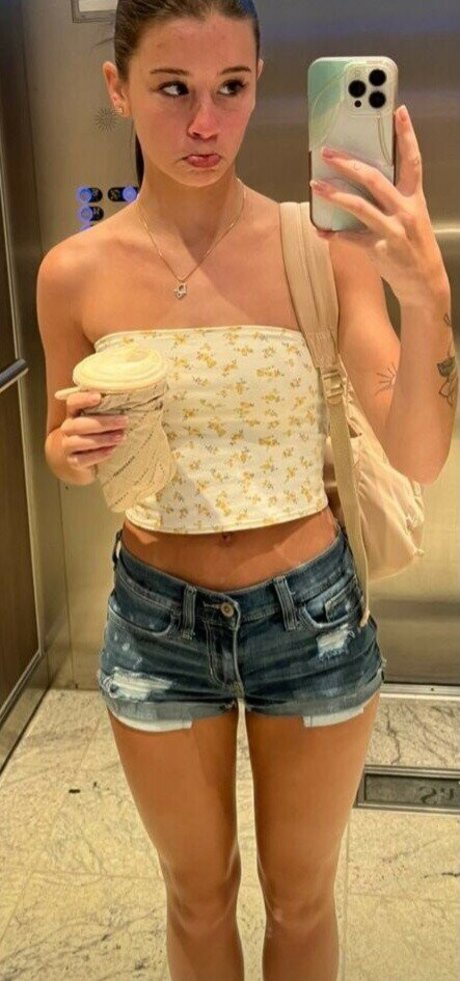 Bitty 01 sexy pornstar pictures