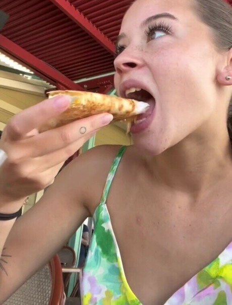 Bitty 01 pornstar erotic photo