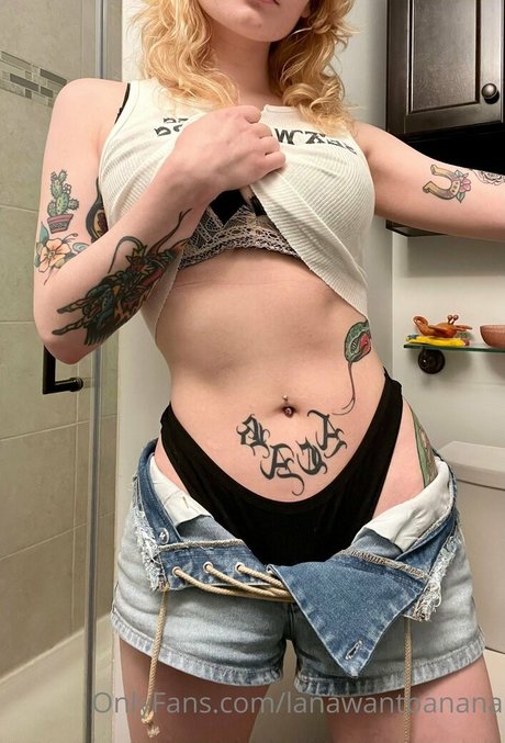 blonde babe onlyfans hot nude galleries