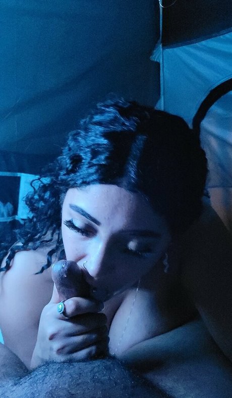 annieallanpoe nude model images