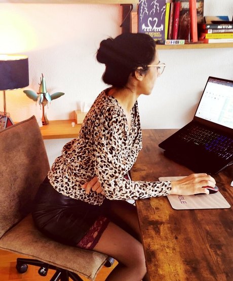 loucharmellefree sexy star galleries