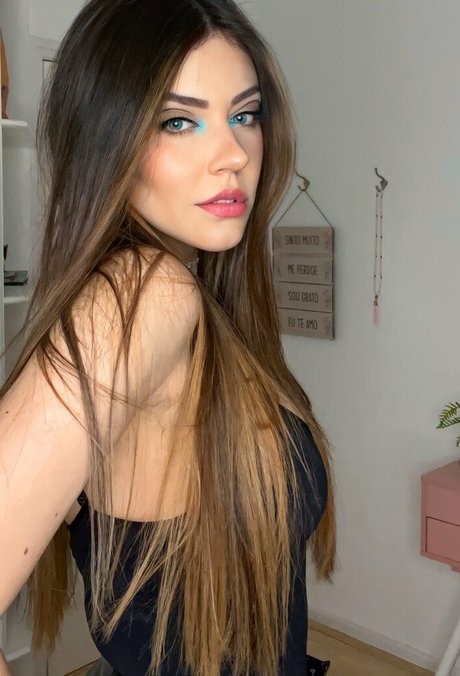 Loud Mii pornstar art pic