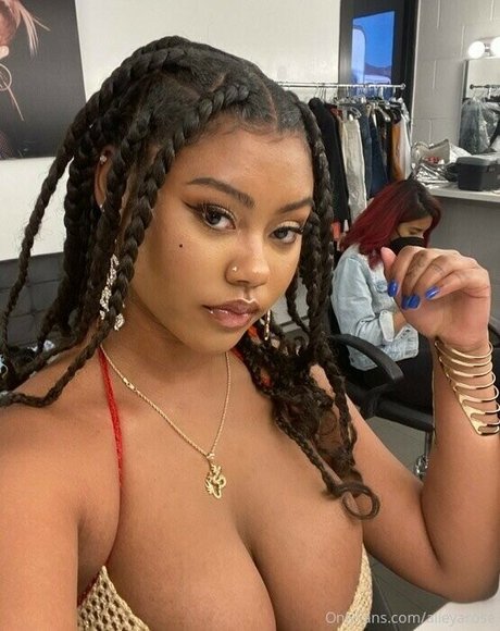 Dejarennae pornstar erotic pics