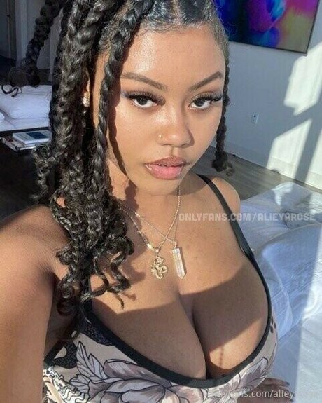 Dejarennae hot pornstar photos