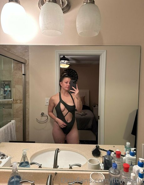 princess onlyfans erotic picture