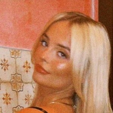 Amelia Eve Gibson star beautiful images