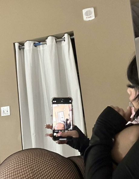 Samantha Yang Hmong exclusive actress pictures