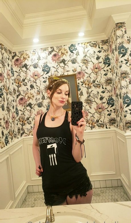 eladarling exclusive actress image