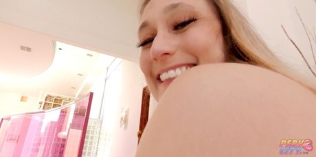 waitress onlyfans art naked img