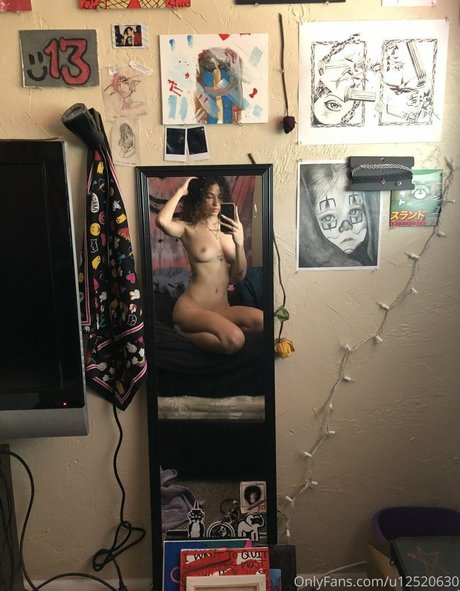 famous onlyfans pornographic photos