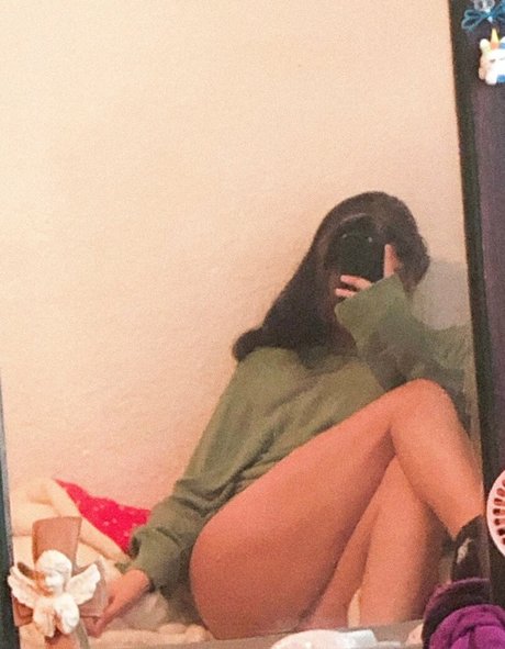 sar eliii beautiful pornstar photo