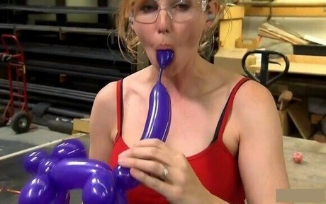 Kari Byron sex model img