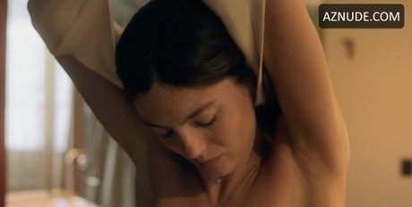 Monica Barbaro beautiful actress pic