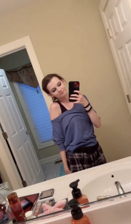 european onlyfans hot nude images