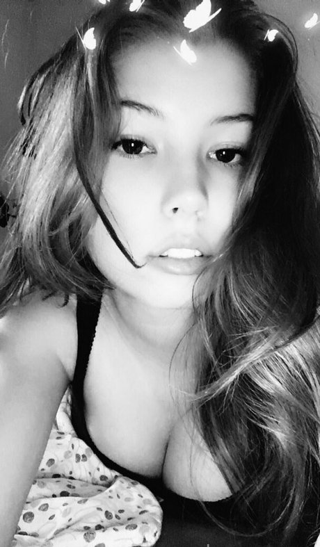 asian tranny onlyfans hot naked pic