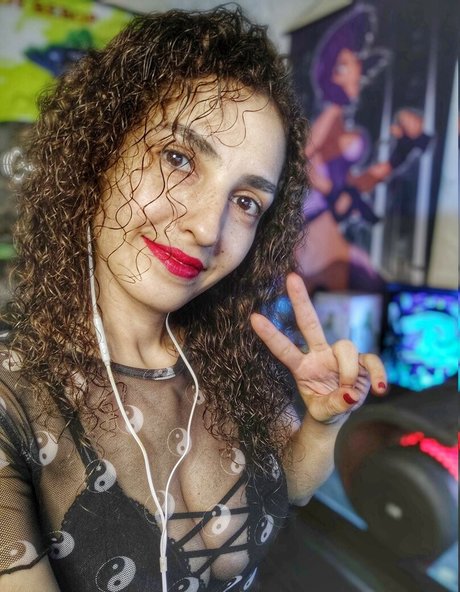 Nina Infinity star top pics