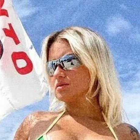 TRImonica pornstar image