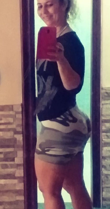 deep onlyfans erotic photos