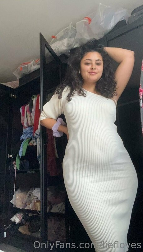 Liefloves pretty actress photos