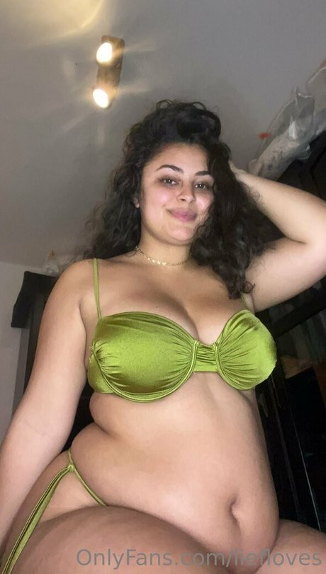 Liefloves high quality actress photo